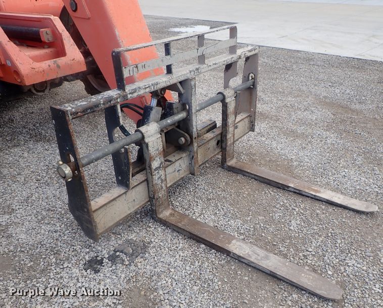 image for item DI4600 Lull 944E-42  telehandler