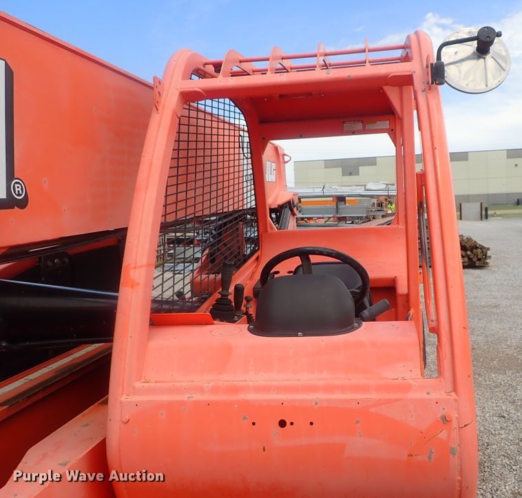 image for item DI4600 Lull 944E-42  telehandler