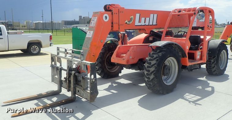 image for item DI4602 Lull 944E-42  telehandler