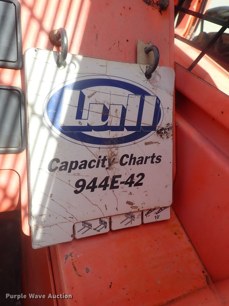 image for item DI4602 Lull 944E-42  telehandler