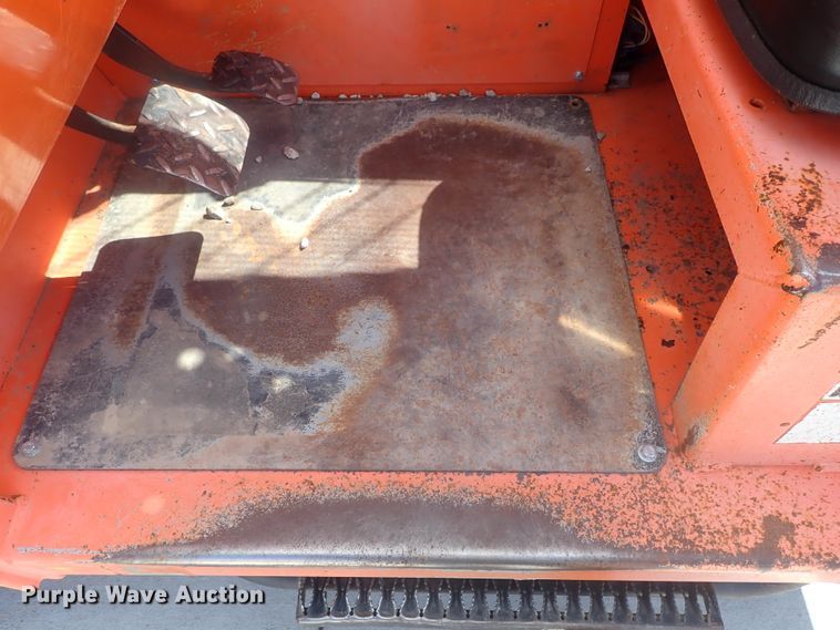 image for item DI4602 Lull 944E-42  telehandler