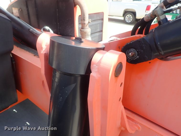 image for item DI4602 Lull 944E-42  telehandler