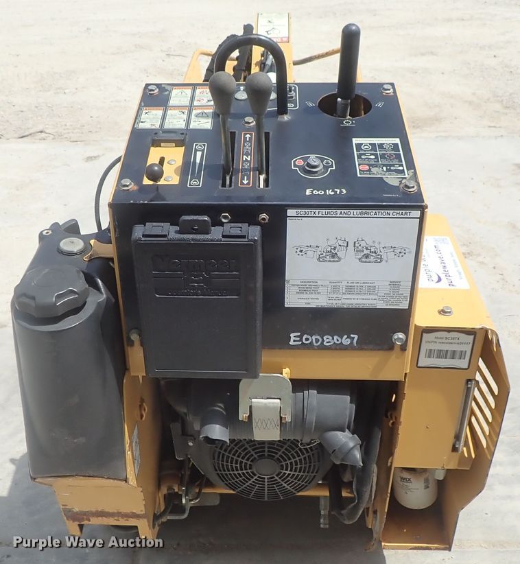 image for item DI4644 2015 Vermeer SC30TX stump grinder