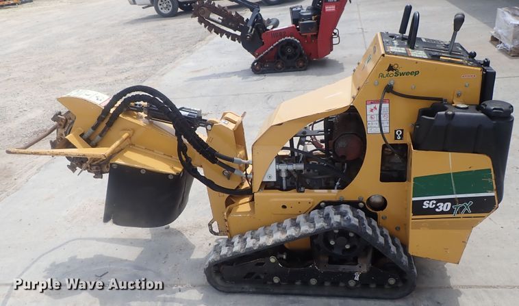 image for item DI4644 2015 Vermeer SC30TX stump grinder