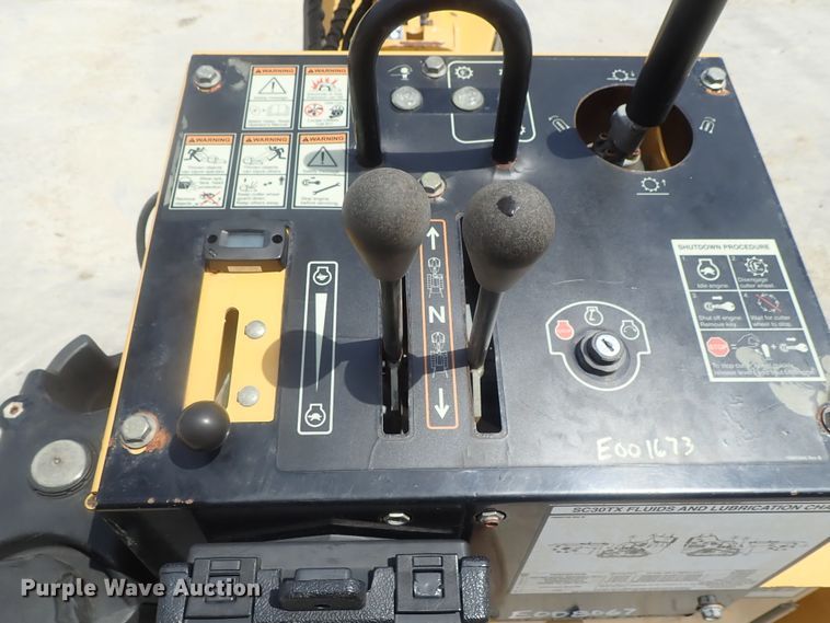 image for item DI4644 2015 Vermeer SC30TX stump grinder