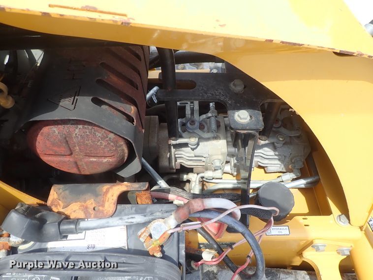 image for item DI4644 2015 Vermeer SC30TX stump grinder