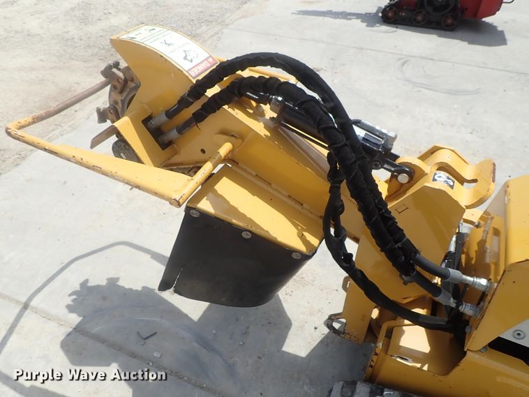 image for item DI4644 2015 Vermeer SC30TX stump grinder