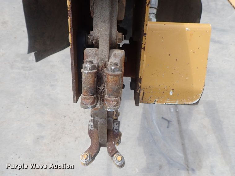 image for item DI4644 2015 Vermeer SC30TX stump grinder