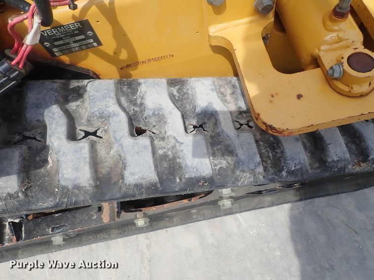 image for item DI4644 2015 Vermeer SC30TX stump grinder