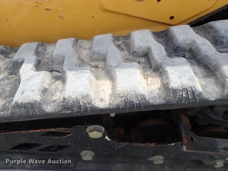 image for item DI4644 2015 Vermeer SC30TX stump grinder