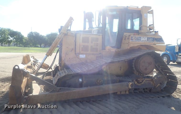 image for item DI4666 2005 Caterpillar D6R LGP  dozer