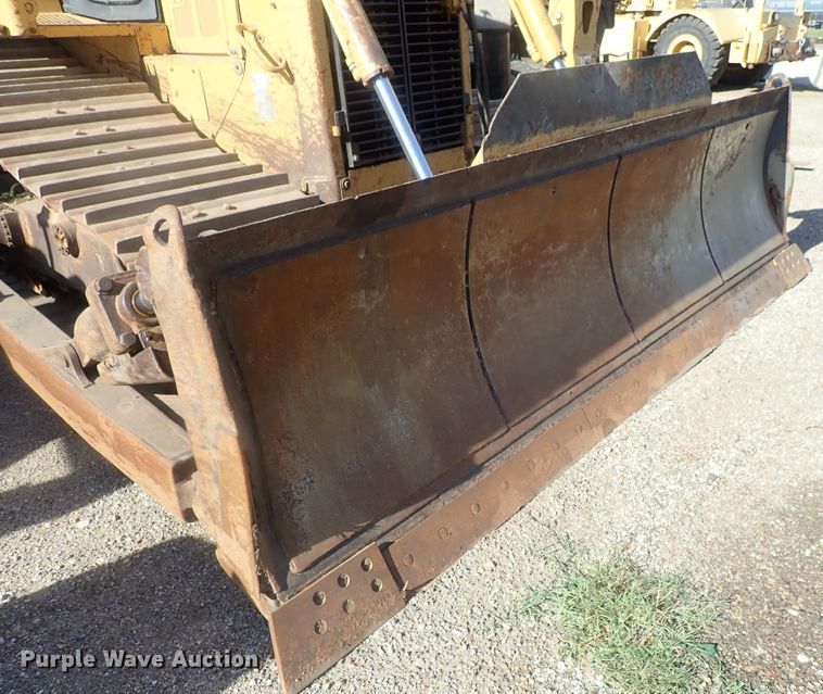 image for item DI4666 2005 Caterpillar D6R LGP  dozer