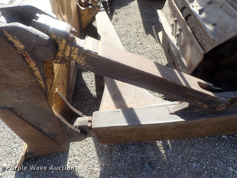 image for item DI4666 2005 Caterpillar D6R LGP  dozer