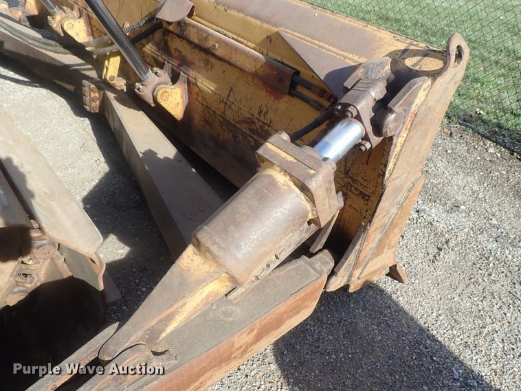 image for item DI4666 2005 Caterpillar D6R LGP  dozer