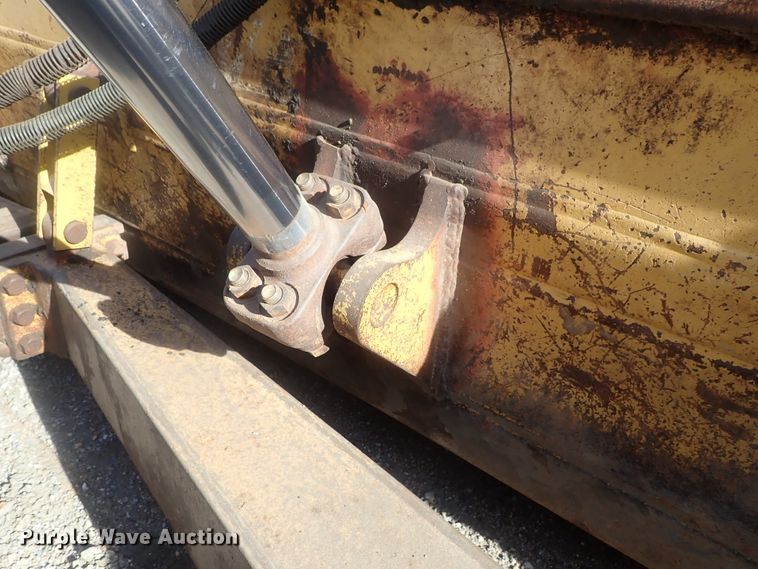 image for item DI4666 2005 Caterpillar D6R LGP  dozer