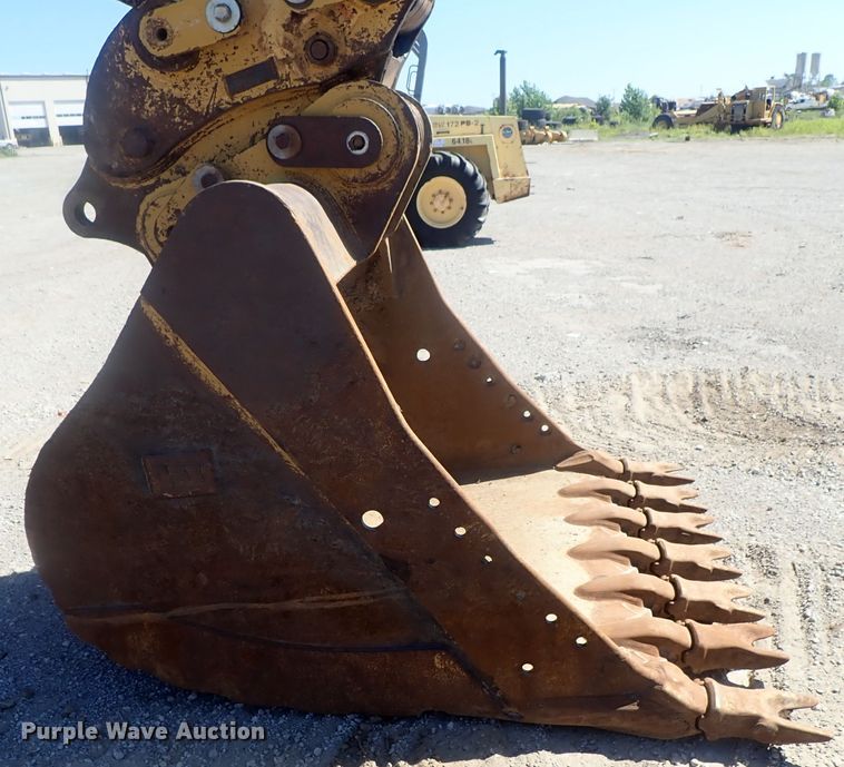 image for item DI4669 2006 Caterpillar 345C L  excavator