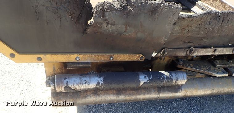 image for item DI4670 2011 Caterpillar AP1055D  paver