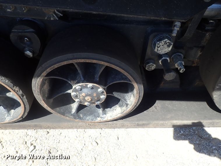 image for item DI4670 2011 Caterpillar AP1055D  paver