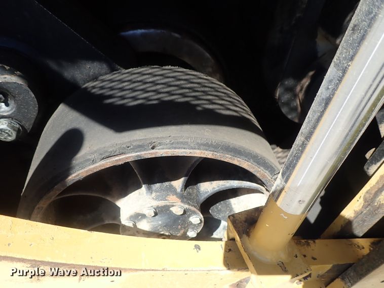 image for item DI4670 2011 Caterpillar AP1055D  paver