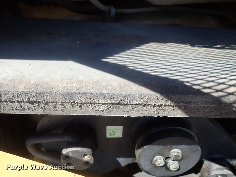 image for item DI4670 2011 Caterpillar AP1055D  paver
