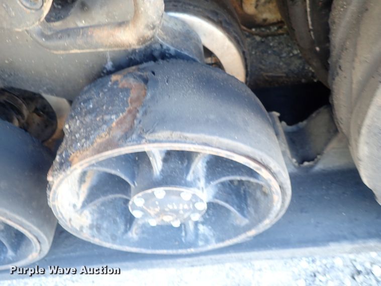 image for item DI4670 2011 Caterpillar AP1055D  paver