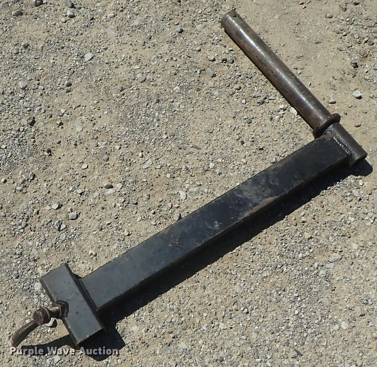 image for item DI4670 2011 Caterpillar AP1055D  paver