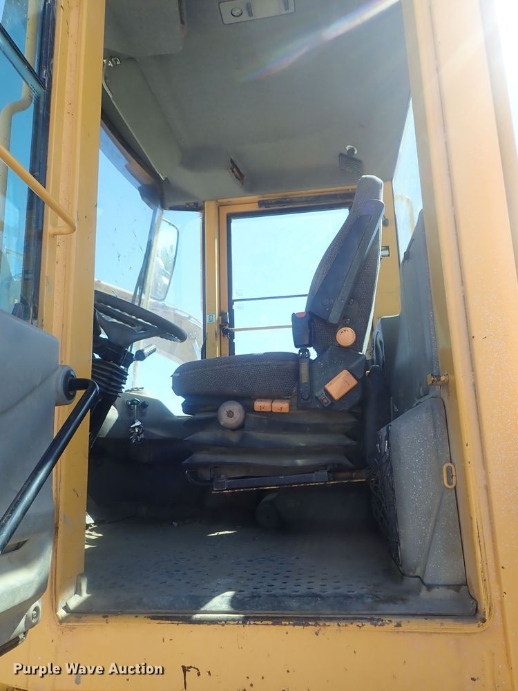 image for item DI4671 2005 Volvo L60E  wheel loader