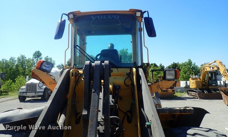 image for item DI4671 2005 Volvo L60E  wheel loader