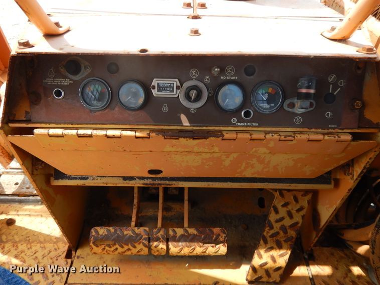 image for item DI7500 1993 Case 850E  pipelayer