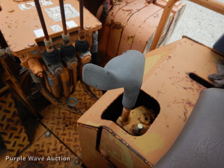 image for item DI7500 1993 Case 850E  pipelayer