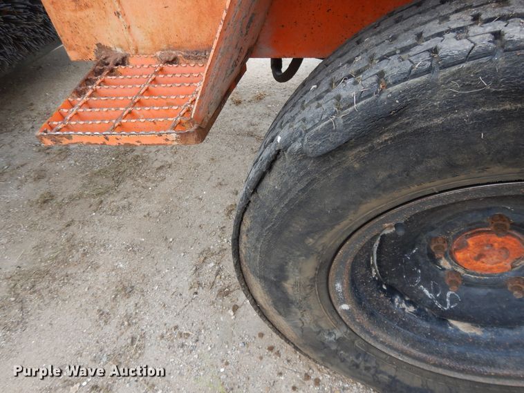 image for item DI7503 Waldon Sweepmaster 250  sweeper