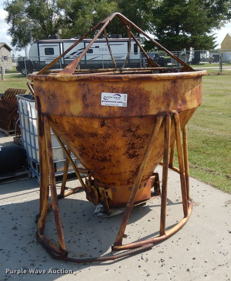 image for item DI7506 Concrete dispenser