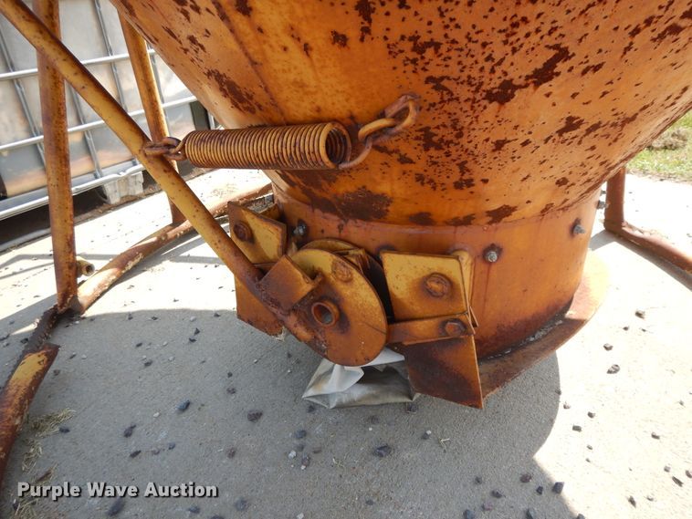 image for item DI7506 Concrete dispenser