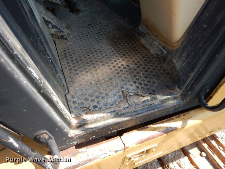 image for item DI7516 2001 Caterpillar 963C  track loader