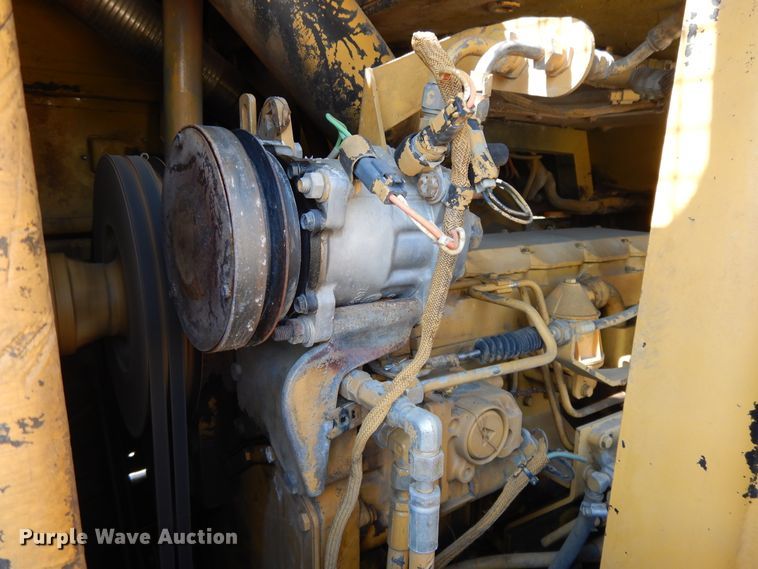 image for item DI7516 2001 Caterpillar 963C  track loader