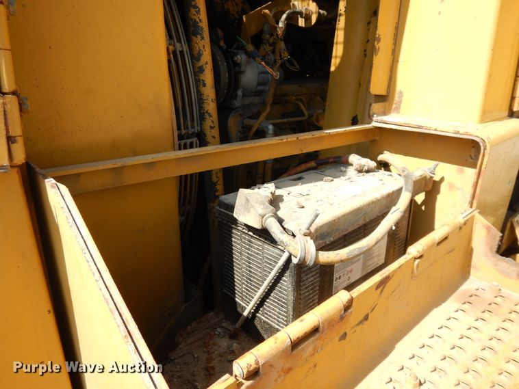 image for item DI7516 2001 Caterpillar 963C  track loader