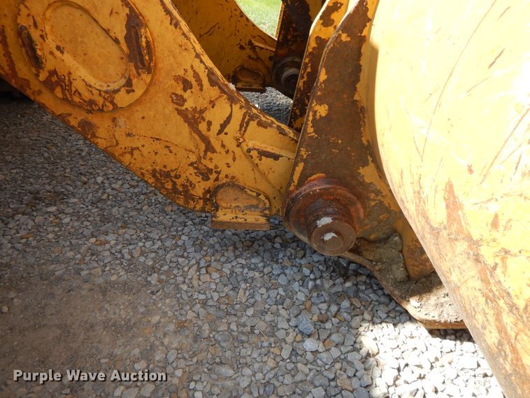 image for item DI7516 2001 Caterpillar 963C  track loader