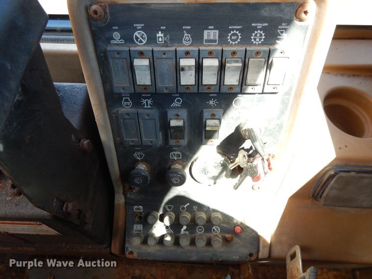 image for item DI7543 1996 Caterpillar IT28F  wheel loader