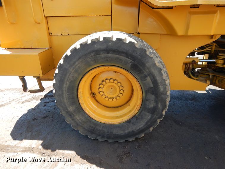 image for item DI7543 1996 Caterpillar IT28F  wheel loader