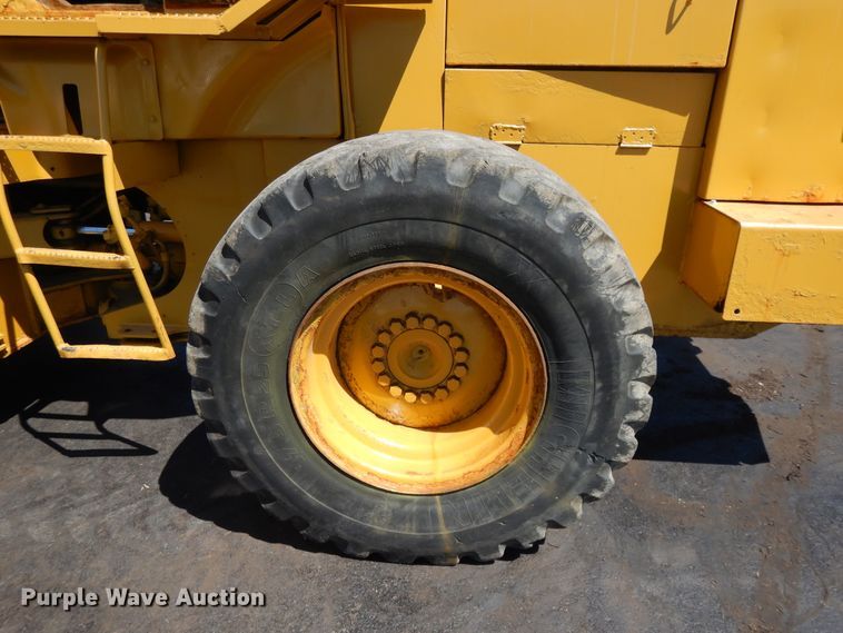 image for item DI7543 1996 Caterpillar IT28F  wheel loader