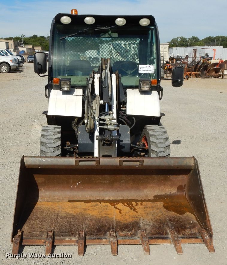 image for item DI7554 2006 Bobcat Toolcat 5600  utility vehicle