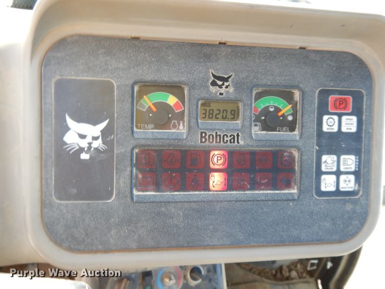 image for item DI7554 2006 Bobcat Toolcat 5600  utility vehicle