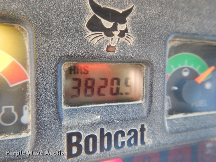 image for item DI7554 2006 Bobcat Toolcat 5600  utility vehicle