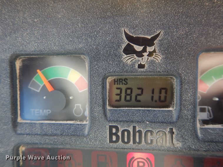 image for item DI7554 2006 Bobcat Toolcat 5600  utility vehicle