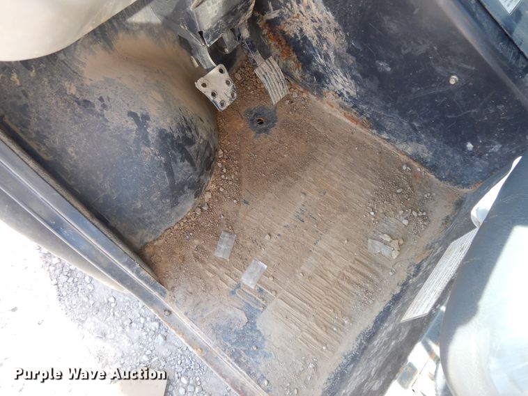 image for item DI7554 2006 Bobcat Toolcat 5600  utility vehicle