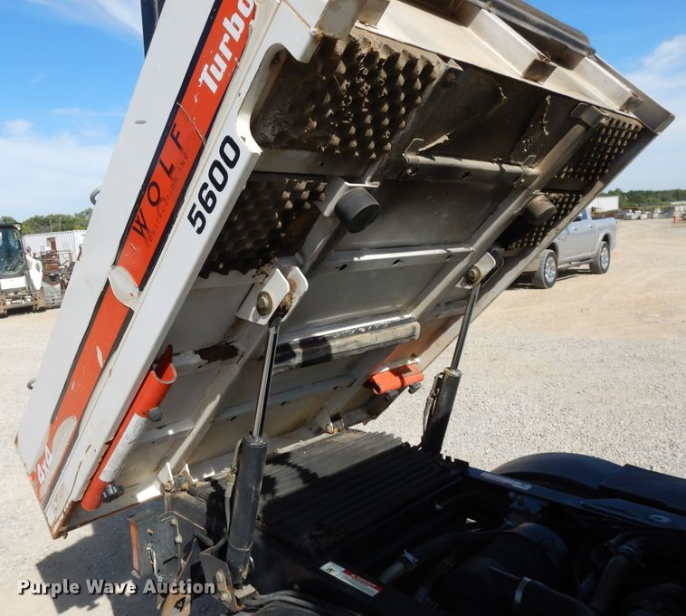 image for item DI7554 2006 Bobcat Toolcat 5600  utility vehicle