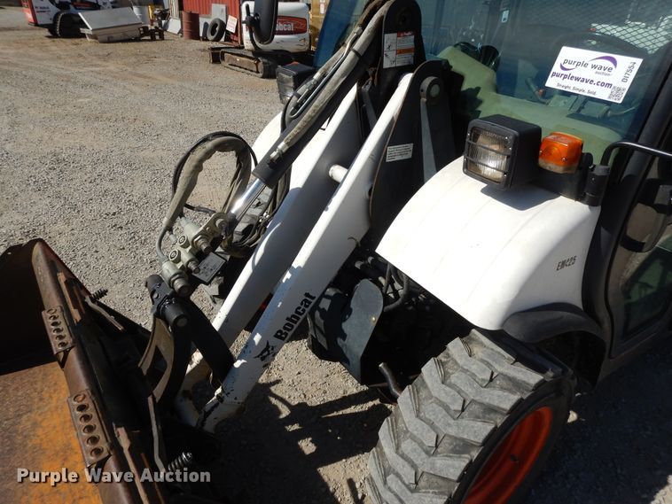 image for item DI7554 2006 Bobcat Toolcat 5600  utility vehicle