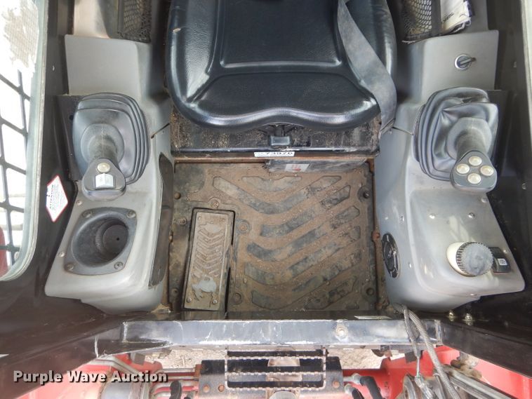 image for item DI8254 2013 Takeuchi TS70V  skid steer loader