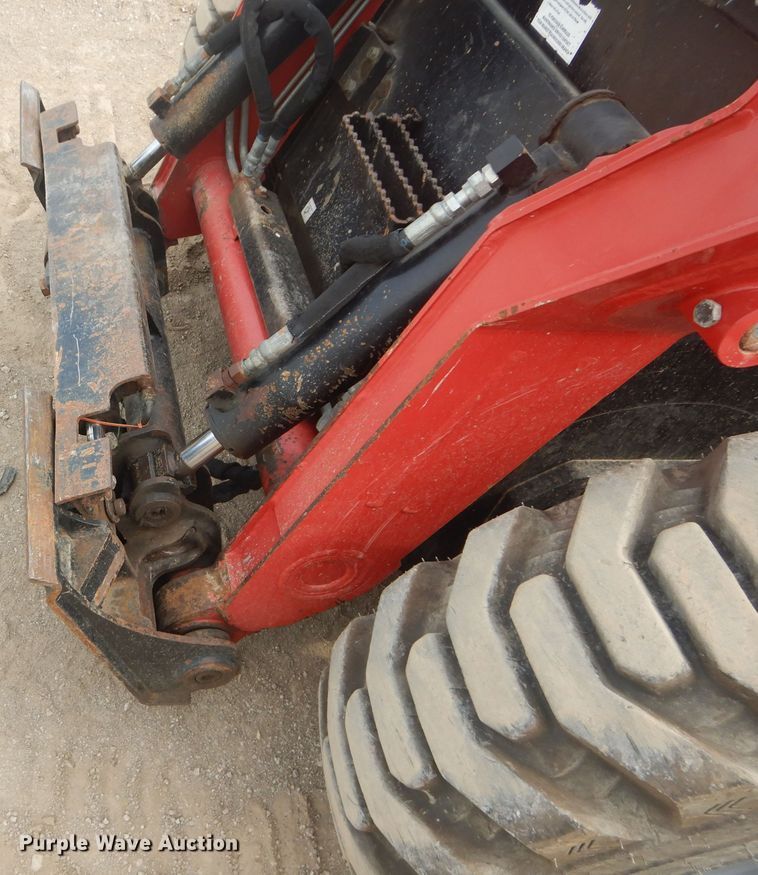 image for item DI8254 2013 Takeuchi TS70V  skid steer loader