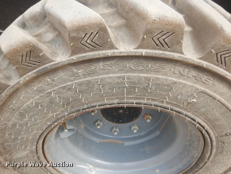 image for item DI8254 2013 Takeuchi TS70V  skid steer loader